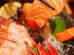 挪威厚切三文鱼腩刺身-摩打食堂(佳兆业店)