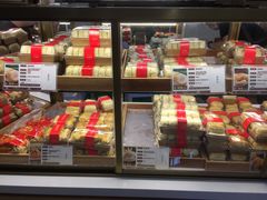 面包甜点陈列柜-清真全盛斋传统糕点(高新中大店)