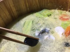 -秋语木桶鱼.酸菜鱼(开发区火车站店)
