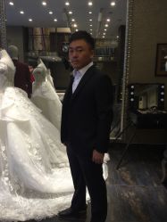 -VV新娘婚纱礼服体验馆