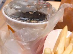 -麦当劳(中山公园龙之梦店)