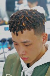 -DL BARBERSHOP男士理发店