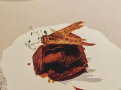 海派熏东海黄鲳鱼-三利音·东方司宴(外滩店)