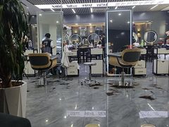 -万达广场(武汉菱角湖店)
