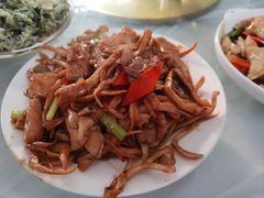 -何适山庄 ·可团建(水长城P2停车场店)