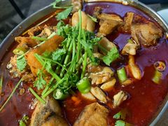 -茸梅路右拐龙虾-农家菜(松江店)