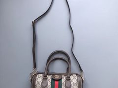 -Gucci(青岛海信广场店)