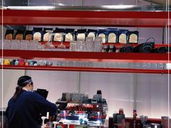 -UNI UNI(环亚凯瑟琳店)