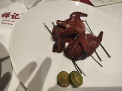 脆皮妙龄乳鸽-祥记餐饮•豫粤珍味(金隅大厦店)