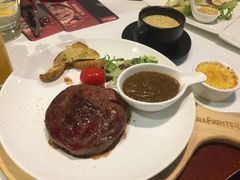 -斗牛士牛排餐厅(嘉里汇店)
