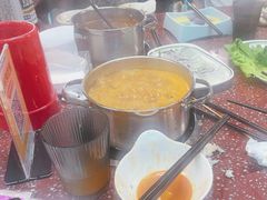 -四囍码头海鲜烧烤自助火锅(外滩南京东路悦荟广场店)