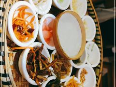 -包整·丝娃娃(一览甲秀楼风景店)