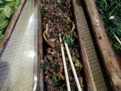 哈尼苦果炒牛肉-火咂咂竹筒宴(告庄店)
