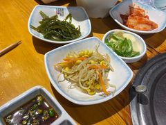 -唯成•韩国炭火烤肉 유성고기