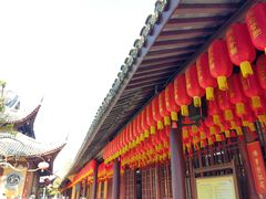 -龙华寺