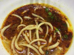 -杨记清芳牛肉拉面(京广路店)