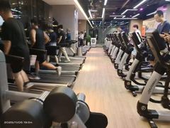 -威克健身游泳(万菱汇店)