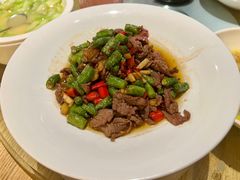 -新白鹿餐厅(爱琴海购物中心店)