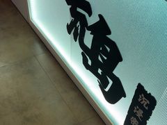 -荒岛实景沉浸密室(江汉路1店)