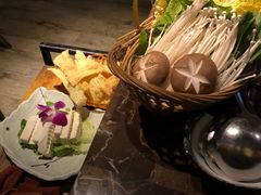 -同仁四季椰子鸡(海岸城天利店)