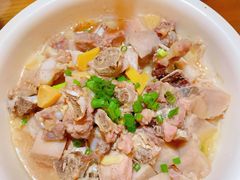 排骨芋头-江边湾柴火鸭