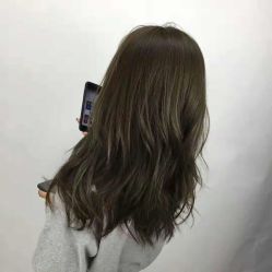 点击看大图 -COMO SALON 烫染可茉发型