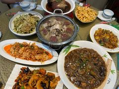 -老码头黑皮肘子锅包肉熏酱水饺(文政街店)