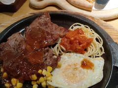 -菲滋意式休闲餐厅(北仑银泰城店)