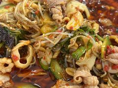 -周良天山牛杂城(天山路总店)