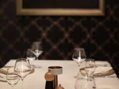-龙虾酒吧扒房(宁波香格里拉店)
