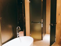 -广州天河希尔顿酒店