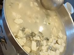 -今鲜源酒店·海鲜锅贴青岛菜(新湛路店)