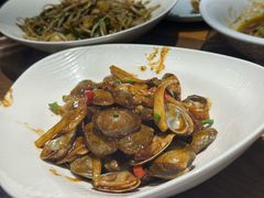 -黄泥岗·地道湖北菜(奥特莱斯店)