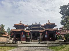 -绳金塔