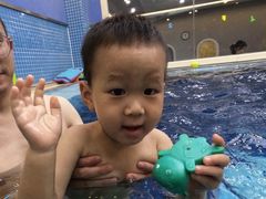 -龙格亲子游泳•水育早教运动中心