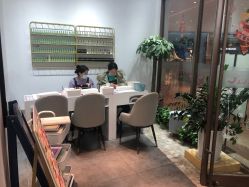 -吉吉靓甲美睫