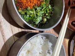 -成都你六姐·牛肉冒菜(上海环宇荟店)