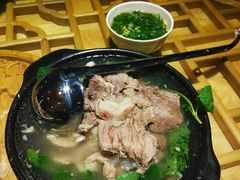 马帮牛汤锅-醉云喃