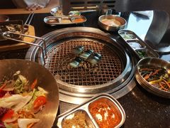-韩烧牛中牛·甄选黑牛烤肉(黑金店)