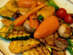 -马克西姆俄罗斯餐厅(通亚街店)