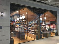 -百新书局(尚悦湾店)