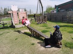 -田园东方蜜桃村的田野营地
