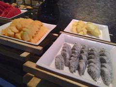 -浦东绿地铂骊酒店-POYA西餐厅(绿地东海岸国际广场店)