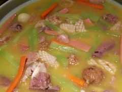 -万重锦·人文川菜馆(骡马市店)