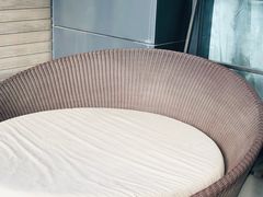 -上海滴水湖皇冠假日酒店