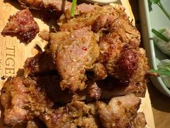 -大头虾越式风味餐厅(光明广场店)