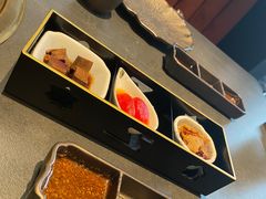 -铭牛烧肉·和牛海鲜自助(高新月牙湖店)