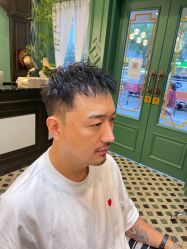 -海文先生国潮烫染男士理发馆