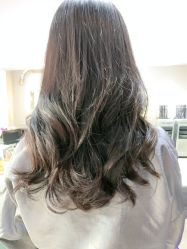 -印·salon烫染专业店