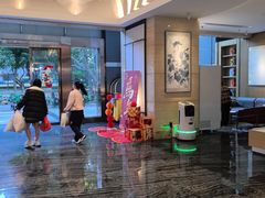 -蓬客精品酒店(南山海岸城购物中心店)